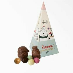 Box de Nol pour les enfants avec un pingouin en chocolat lait, une sucette Pre-Nol en chocolat blanc et des croustybilles